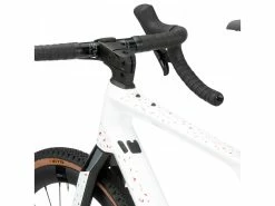 BMC URS 01 Two Force AXS Eagle Vélo Gravel Carbone 2023 -Composants VTT Soldes Magasin bmc urs 01 two force axs eagle velo gravel carbone 2023 7