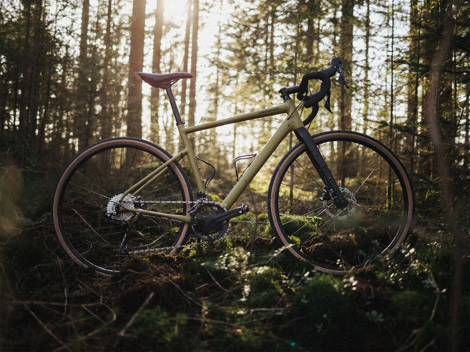 CANNONDALE Topstone 2 Vélo Gravel Olive Green 2023 4 CANNONDALE Topstone 2 Vélo Gravel Olive Green 2023 – Image 2