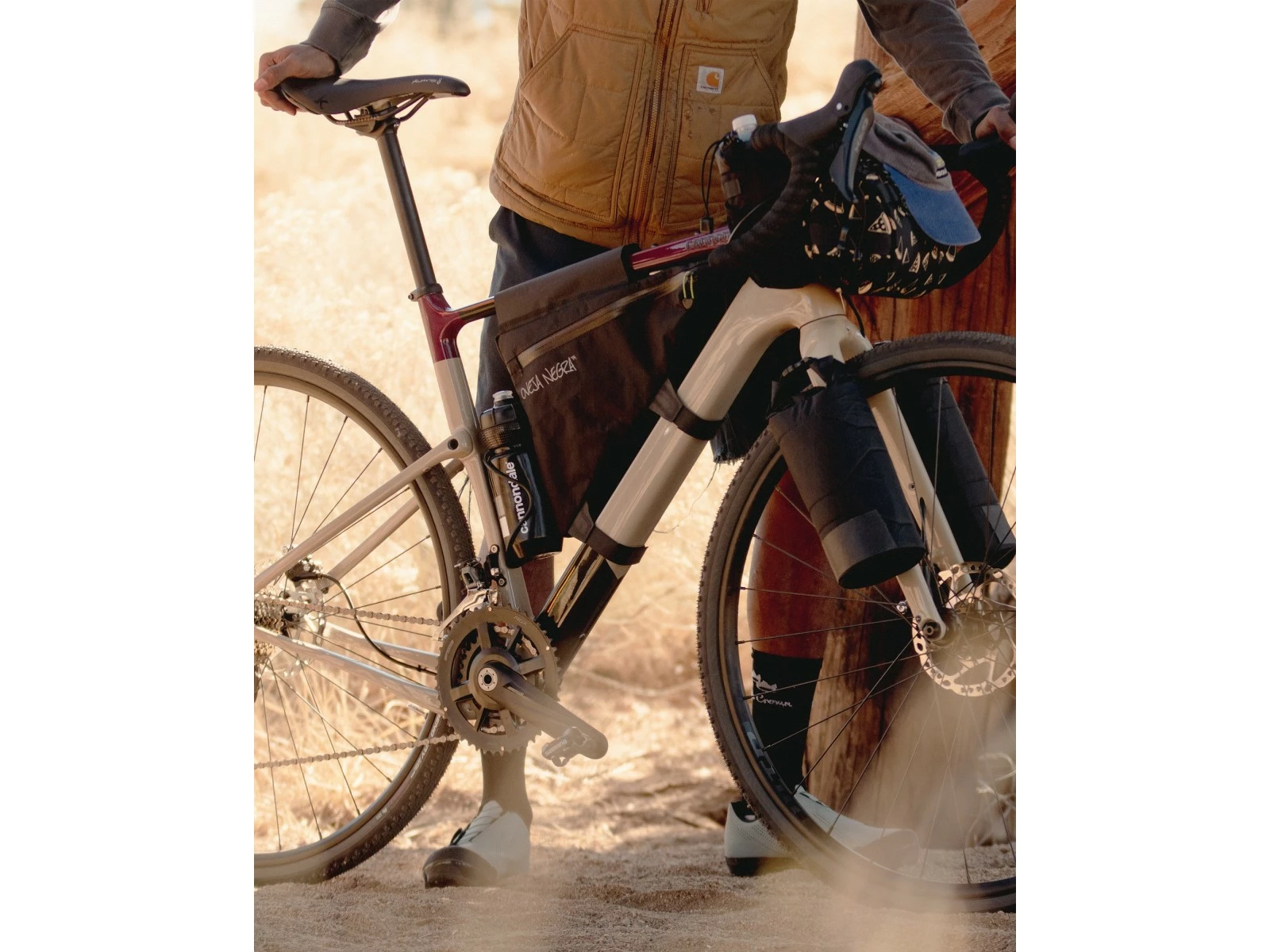 CANNONDALE Topstone 3 Carbon Vélo Gravel Quicksand 2023 5 CANNONDALE Topstone 3 Carbon Vélo Gravel Quicksand 2023 – Image 3