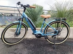 GRANVILLE E-Absolute 34 Bosch Active Line 400WH Bleu/vert 2023 -Composants VTT Soldes Magasin granville e absolute 34 bosch active line 400wh bleuvert 2023 9