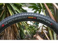 HUTCHINSON Python 2 Pneu Souple Hardskin Tubeless Ready - 26 X 2,25 Pouces -Composants VTT Soldes Magasin hutchinson python 2 pneu souple hardskin tubeless ready 26 x 225 pouces 2