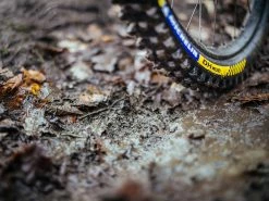MICHELIN DH Mud Magi-X Pneu Rigide - 27,5 X 2,4 Pouces -Composants VTT Soldes Magasin michelin dh mud magi x pneu rigide 275 x 2 pouces 5
