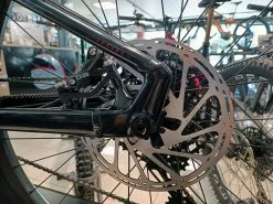 MONDRAKER Chaser 750 VTTAE Cherry Red-black 2022 -Composants VTT Soldes Magasin mondraker chaser 750 vttae cherry red black 2022 3