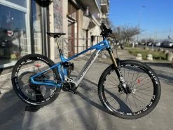 MONDRAKER Crafty RR 29 VTTAE Marlin Blue-Racing Silver 2022 -Composants VTT Soldes Magasin mondraker crafty rr 29 vttae marlin blue racing silver 2022 5