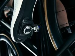 WAHOO FITNESS Bundle Kickr Rollr + Pédales Speedplay Powerlink Zero 24 WAHOO FITNESS Bundle Kickr Rollr + Pédales Speedplay Powerlink Zero -Composants VTT Soldes Magasin wahoo fitness bundle kickr rollr pedales speedplay powerlink zero 10