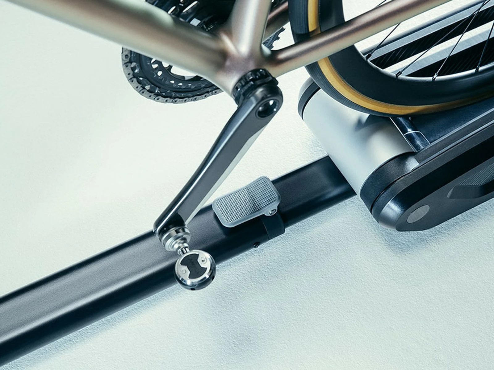 WAHOO FITNESS Bundle Kickr Rollr + Pédales Speedplay Powerlink Zero 12 WAHOO FITNESS Bundle Kickr Rollr + Pédales Speedplay Powerlink Zero – Image 10