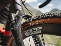 ZIPP 303 Firecrest Roues Carbone 650B Gravel Disque Tubeless 2023 -Composants VTT Soldes Magasin zipp 303 firecrest roues carbone 650b gravel disque tubeless 2023 2